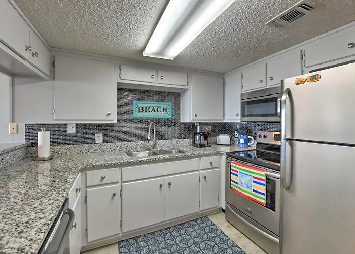 Holiday home Stylish Getaway W/ Dock Access! *